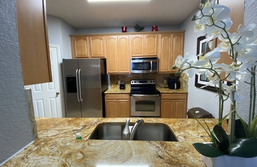 Orlando Condo | Amazing in Best Location. Heated Pool. Universal, 1 mile to Convention Center