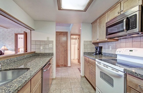 Copper Mountain Village Condo | Amazing Location In Center Village with available hot tub! VS438/VS436H