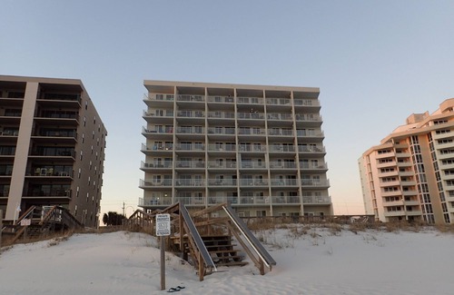 Ono Island Condo | Amazing Location! Gulf Front Condo!