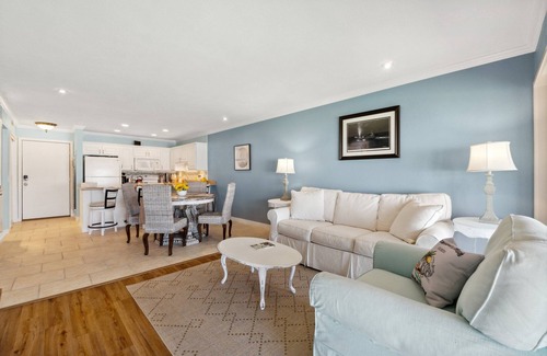 Upper Grand Lagoon Condo | Amazing Marina Views | Baypoint Resort | Golf Course