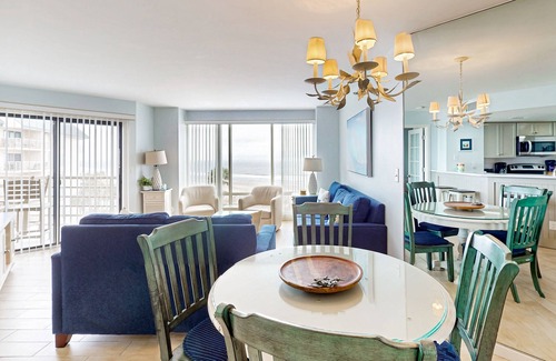 Palmetto Dunes Condo | Amazing pools, hot tub, and oceanfront views are waiting for you at Villamare