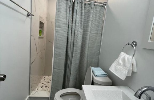 Greater Northdale House | Amazing private home stay bedroom with kitchen