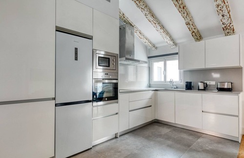 Recoletos Apartment | Amazing Salamanca 3BR Penthouse, by Blueground