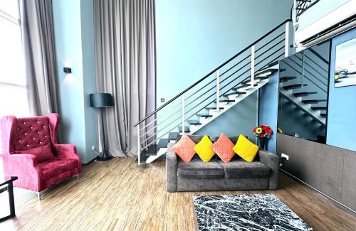 George Town Apartment | Amazing Seaview Duplex George Town Maritime Suites 07