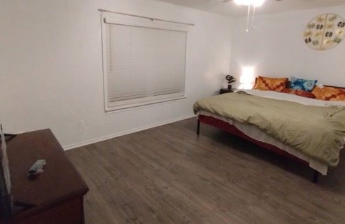 San Antonio House | Amazing single level house with pool, in HOA, near sea world right off 1604 loop