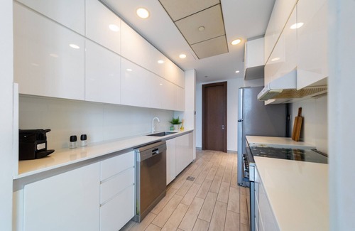 Business Bay Apartment | Amazing Skyscraper 3BR with Burj Khalifa View