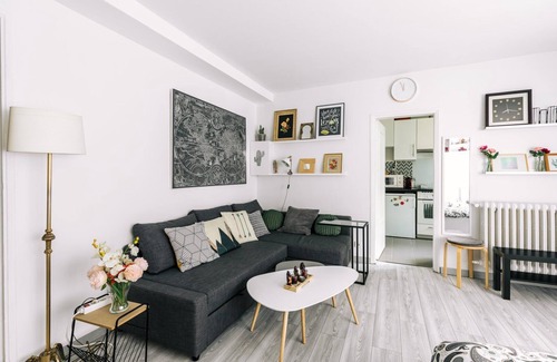 La Villette Apartment | Amazing Studio For 2 near La Villette