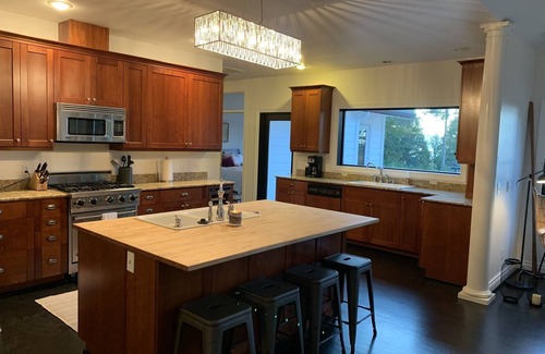 Eastsound House | Amazing sunsets! Water view, hot tub, close to town, fire pit.