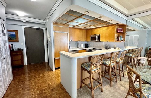 Kaanapali Condo | AMAZING VIEW! 1 Unit Back From Oceanfront, 1 Bed/2 Bath. Sleeps up to 4.