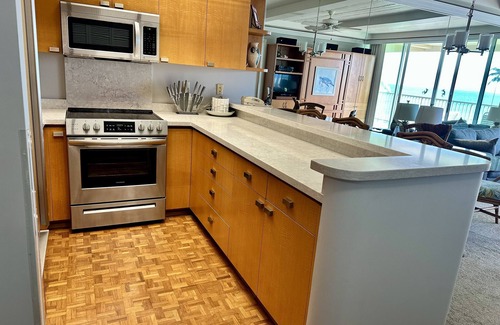 Kaanapali Condo | AMAZING VIEW! 1 Unit Back From Oceanfront, 1 Bed/2 Bath. Sleeps up to 4.