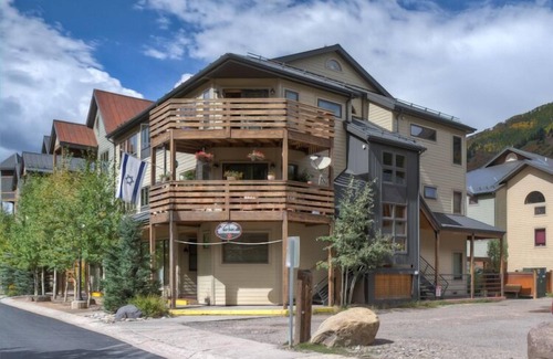Telluride Condo | Amazing View 2 Bed/2 Bath + Loft Condo at Lulu City