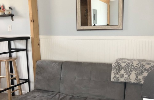 Livingston Cabin | Amazing Views! Tiny House On a Farm Minutes From Town