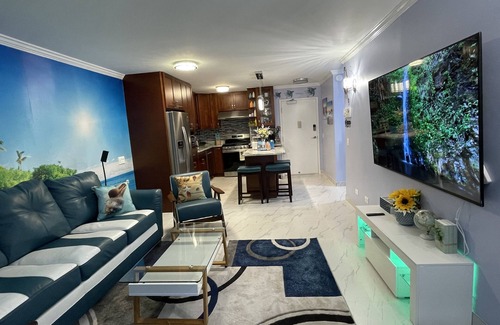 Waikiki Condo | Amazing waikiki Beach condo 2Bed2Bath+free Parking