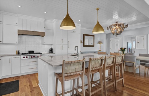 Wrightsville Beach House | Amazing water views! Beautiful 6BR/6.5 waterfront home on Wrightsville Beach.