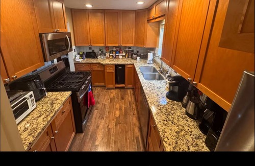 Montgomery Village House | Amazing Wine Country Zen Home with spectacular grounds & gardens. New to VRBO