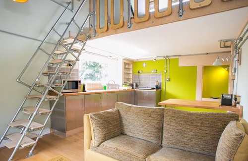 West Wittering Apartment | Amazon at Claron Lodge - Beautiful Double-Height En-Suite Studio Apartment