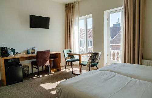 Centrum Hotel | Ambassador City Centre Hotel