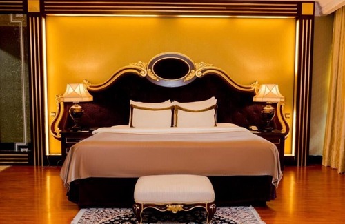 Al Barsha 1 Hotel | Ambassador One Bedroom Near Mall Of Emirates By Luxury Bookings