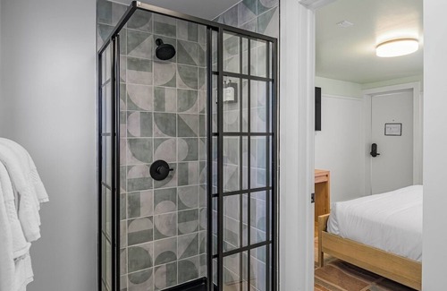 Saratoga Springs Hotel | Ambler Hotel