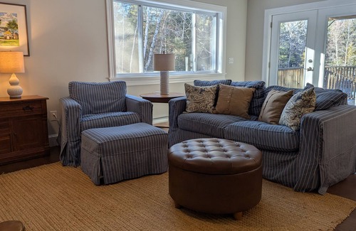 Boothbay Harbor House | Ambleside- beautiful in Boothbay Harbor Maine! Perfect for Pumpkinfest!