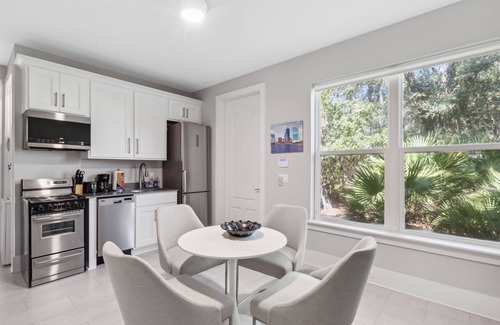 American Beach House | American Beach Retreat - Hosted by Moore AI Rentals