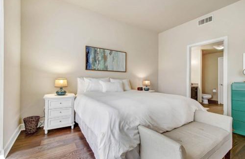 Downtown House | Americana At Brand Glendale California