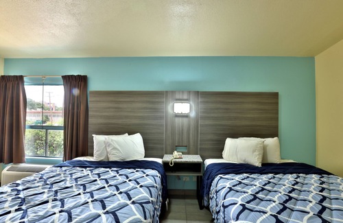 Oak Park - Northwood Hotel | Americas Best Value Inn San Antonio Airport South