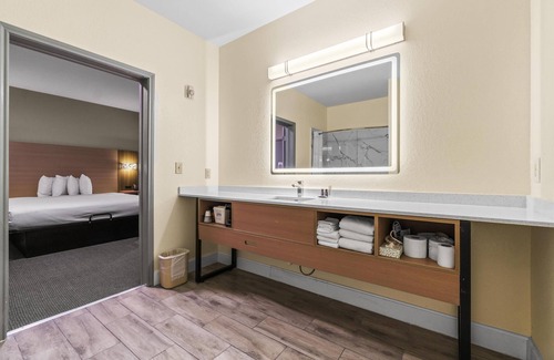 Livingston Hotel | Americas Best Value Inn & Suites Livingston