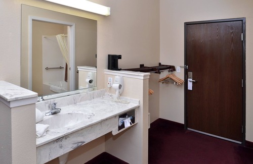 Somerville Hotel | Americas Best Value Inn Somerville