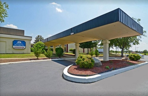 Wilson Apartment | Americas Best Value Inn Wilson - Unit 3 (ONE BED) GROUND FLOOR