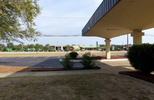 Wilson Apartment | Americas Best Value Inn Wilson - UNIT 17 ONE BED FIRST FLOOR