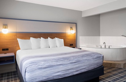 Alexandria Hotel | AmericInn by Wyndham Alexandria