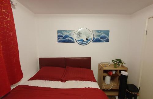 London Borough of Ealing House | AMH Hotel - Greenford Station