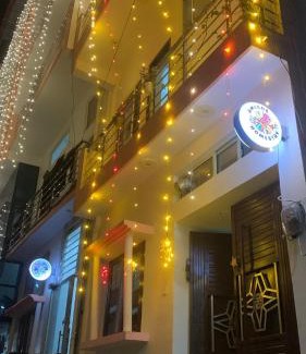 Tapovan House | Amigos Homestay 1