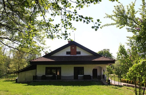 Central Serbia House | Amigosranch