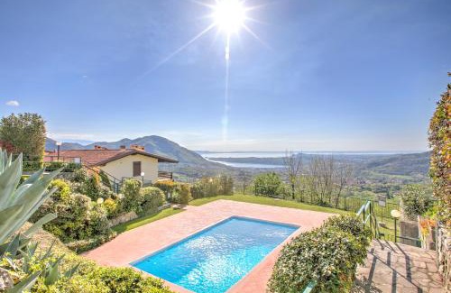 Villanuova sul Clisi Apartment | AmiroVista-Garden, Lake view, shared pool - Happy Rentals