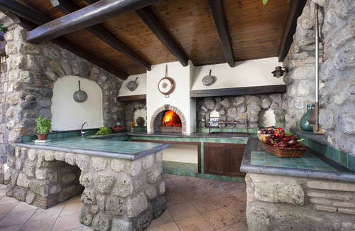 Sant'Agata sui Due Golfi Villa | AMORE RENTALS - Villa Il Pino with Private Pool, Garden, BBQ, Parking