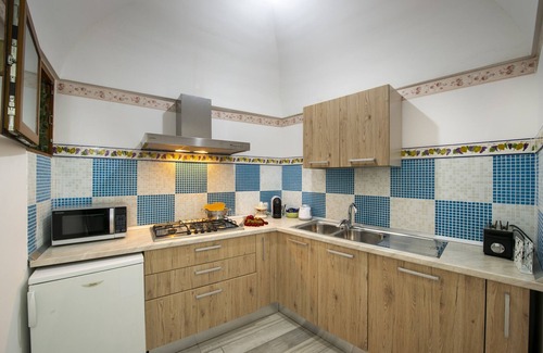 Liparlati Ski Chalet | AMORE RENTALS - Casa Barbera B with Private Terrace and Air Conditioning