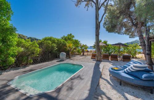 Kolios Villa | Amouage Boutique Home