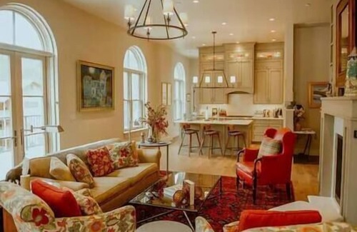 Ouray Apartment | Amphitheater Suite