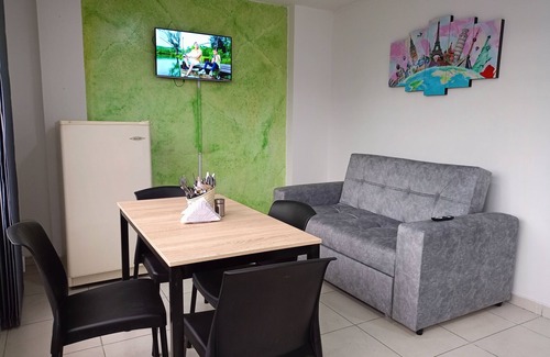 Calle 26 Apartment | Amplio Apartamento a 15 Minutos de Aeropuerto y 10 del CAS Embajada Americana