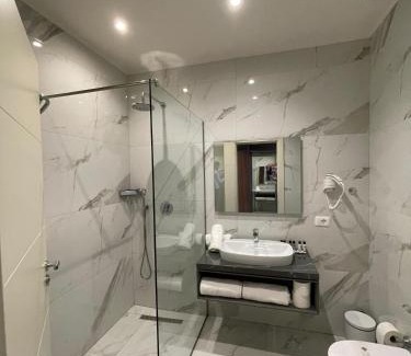 Durres Hotel | AMR Hotel - Durres