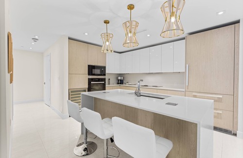 Singer Island Condo | AMRIT SPRING/SUMMER SPECIAL! Luxury Beachfront Resort/Condo 3/3