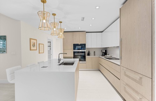 Singer Island Condo | AMRIT SPRING/SUMMER SPECIAL! Luxury Beachfront Resort/Condo 3/3