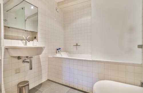 Canal Ring Apartment | Amsterdam Canal Guest Apartment