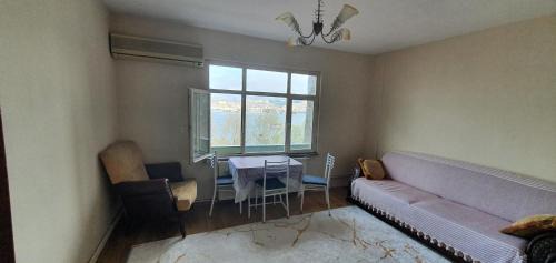 Istanbul City Center Apartment | an apartment near the sea