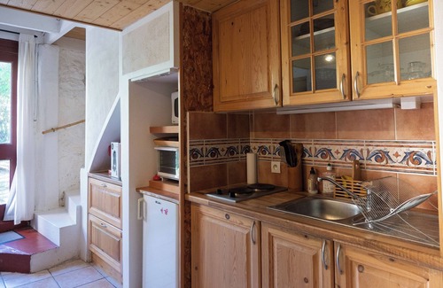 Rochechinard House | An artist's studio awaits you in the Vercors Regional Nature Park.