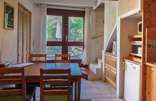 Rochechinard House | An artist's studio awaits you in the Vercors Regional Nature Park.