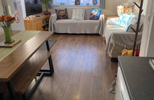 Paignton Apartment | An excellent place to be by the sea!