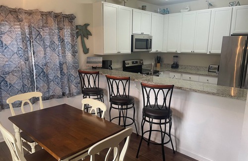 Gulf Shores Condo | An Ocean Breeze puts My Mind to Ease!